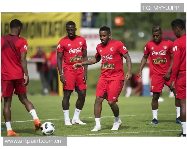 足球世界杯球队备战训练营地全揭秘 追踪顶级球队备战秘密与幕后故事 足球世界杯球队备战训练营地全揭秘 追踪顶级球队备战秘密与幕后故事